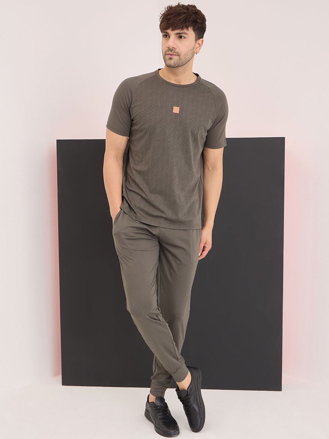 

Sweet Dreams Men Pure Cotton T-Shirt & Trouser Co-Ords, Green