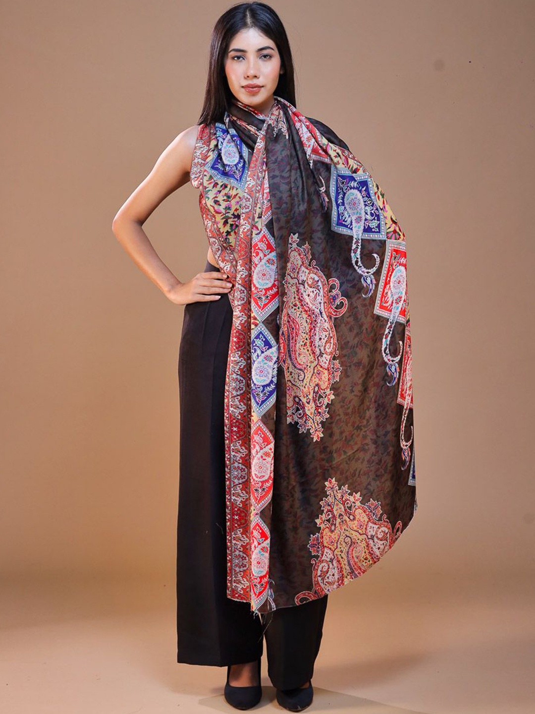 

SWI Stylish Floral Printed Shawl, Brown