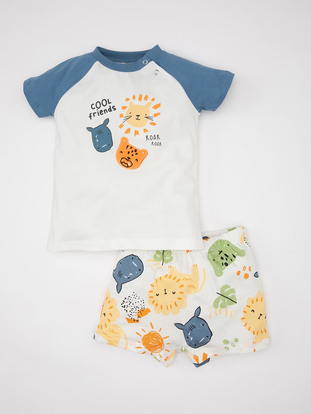 

DeFacto Infants Boys Printed Pure Cotton T-shirt With Shorts, White