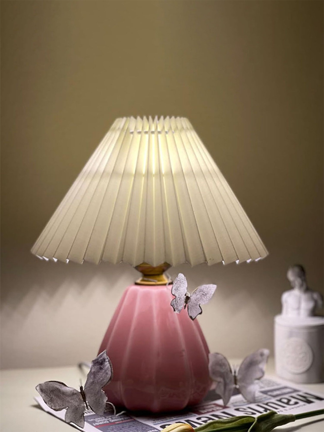 

Ekhasa White Textured Ceramic Quirky Frustum Shaped Table Lamp