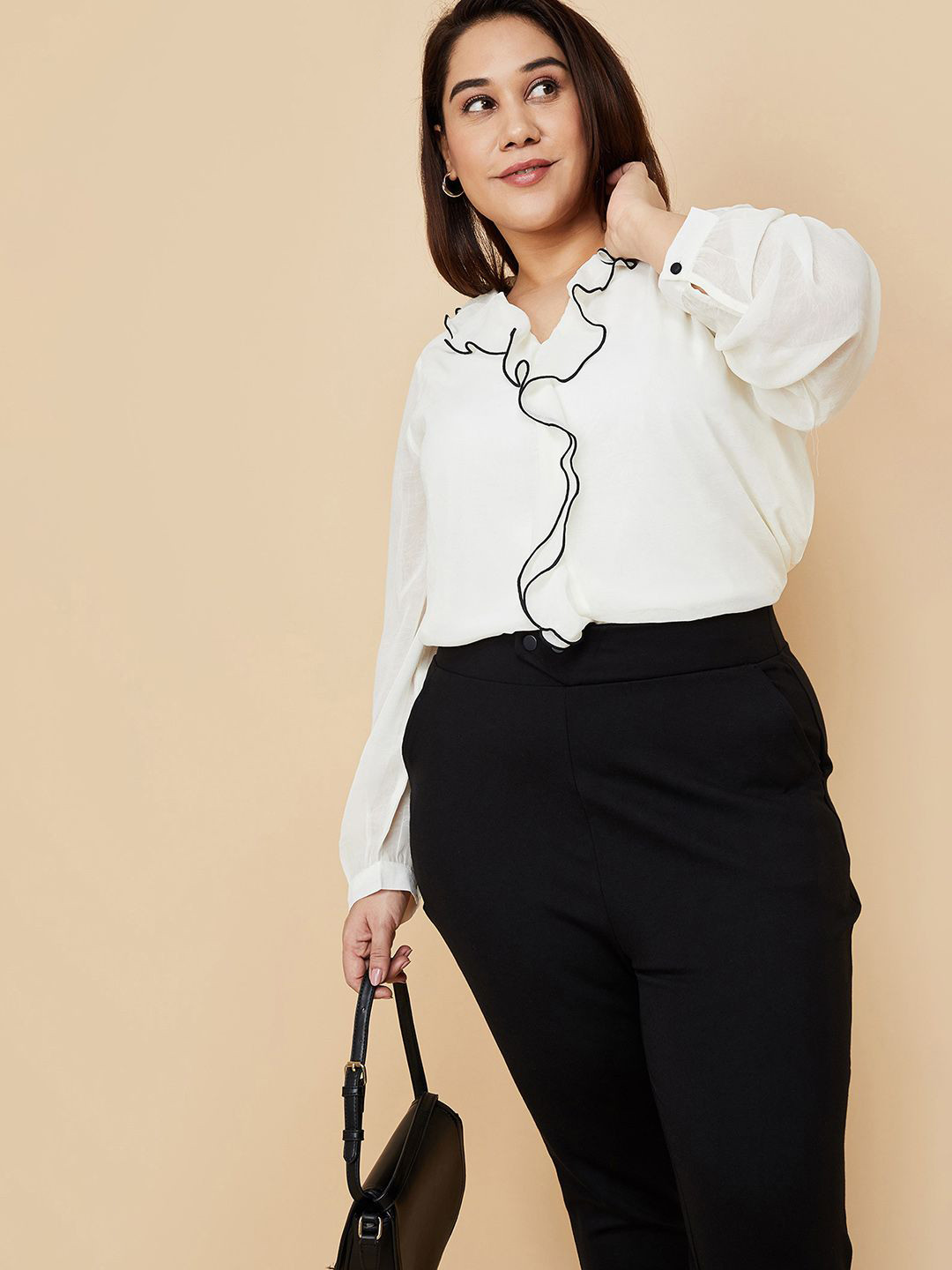 

max Women Plus Size Solid Round Neck Top, Beige