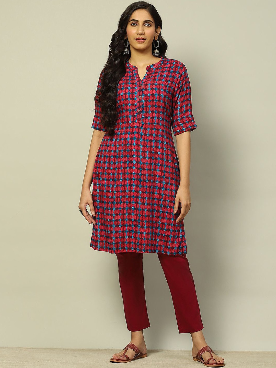 

Rangriti Geometric Printed Straight Kurta, Red