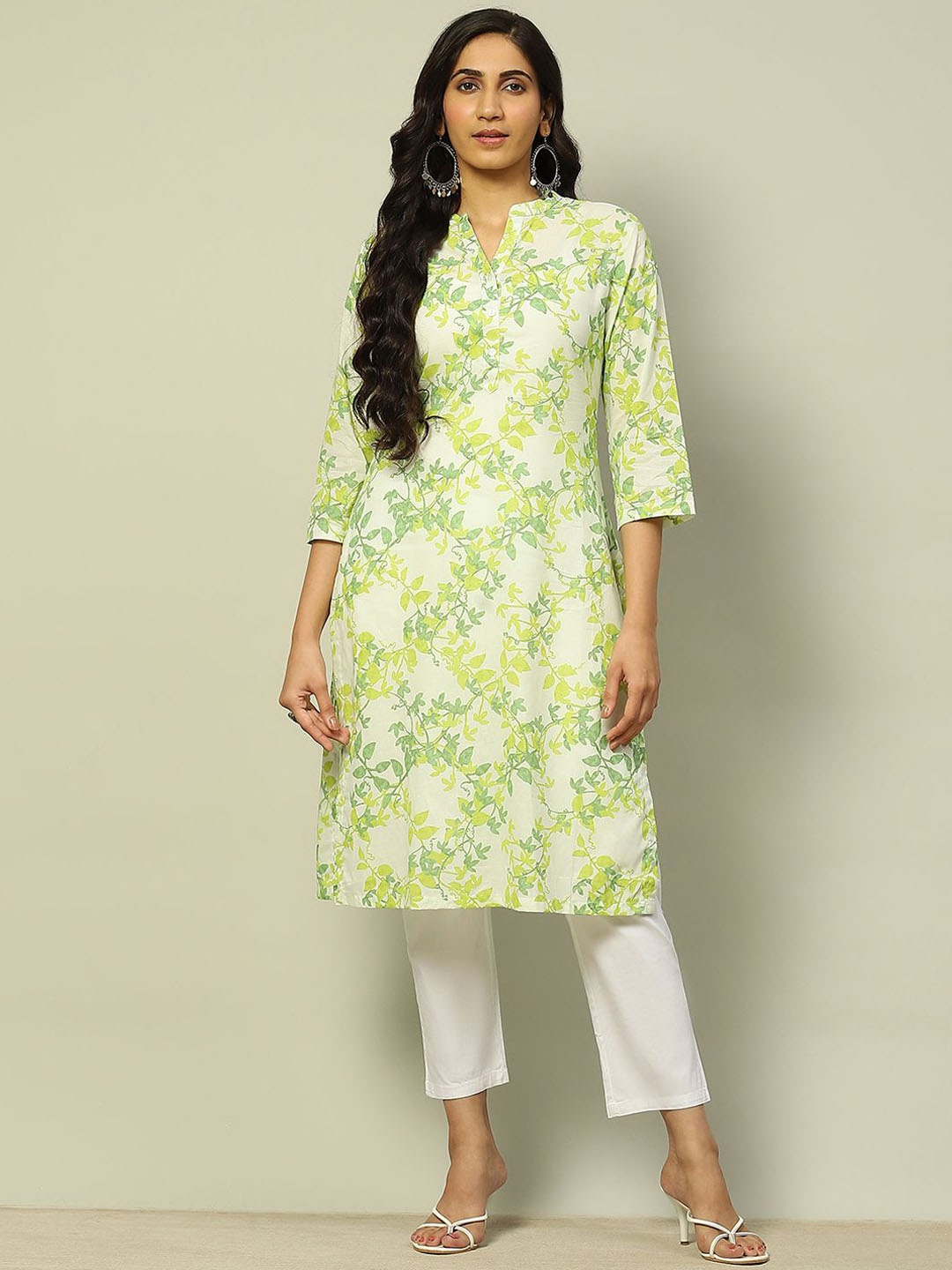 

Rangriti Floral Printed Mandarin Collar Straight Kurta, White