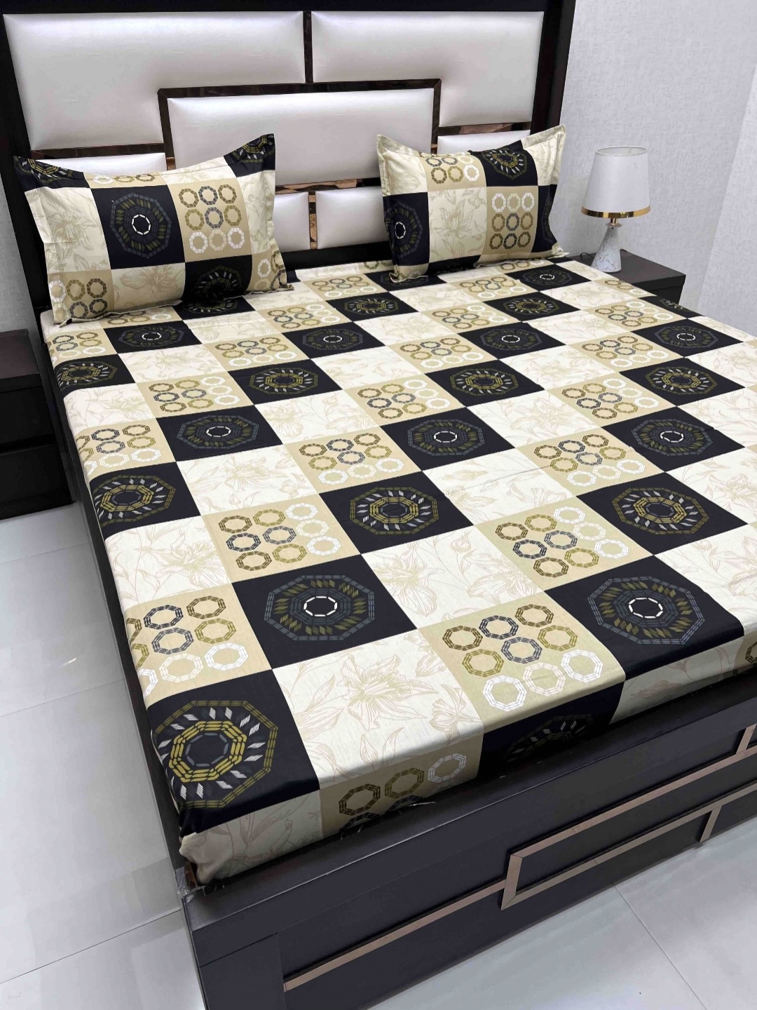 

Pure Decor Velar Sib Beige Printed 330 TC Cotton King Bedsheet with 2 Pillow Covers