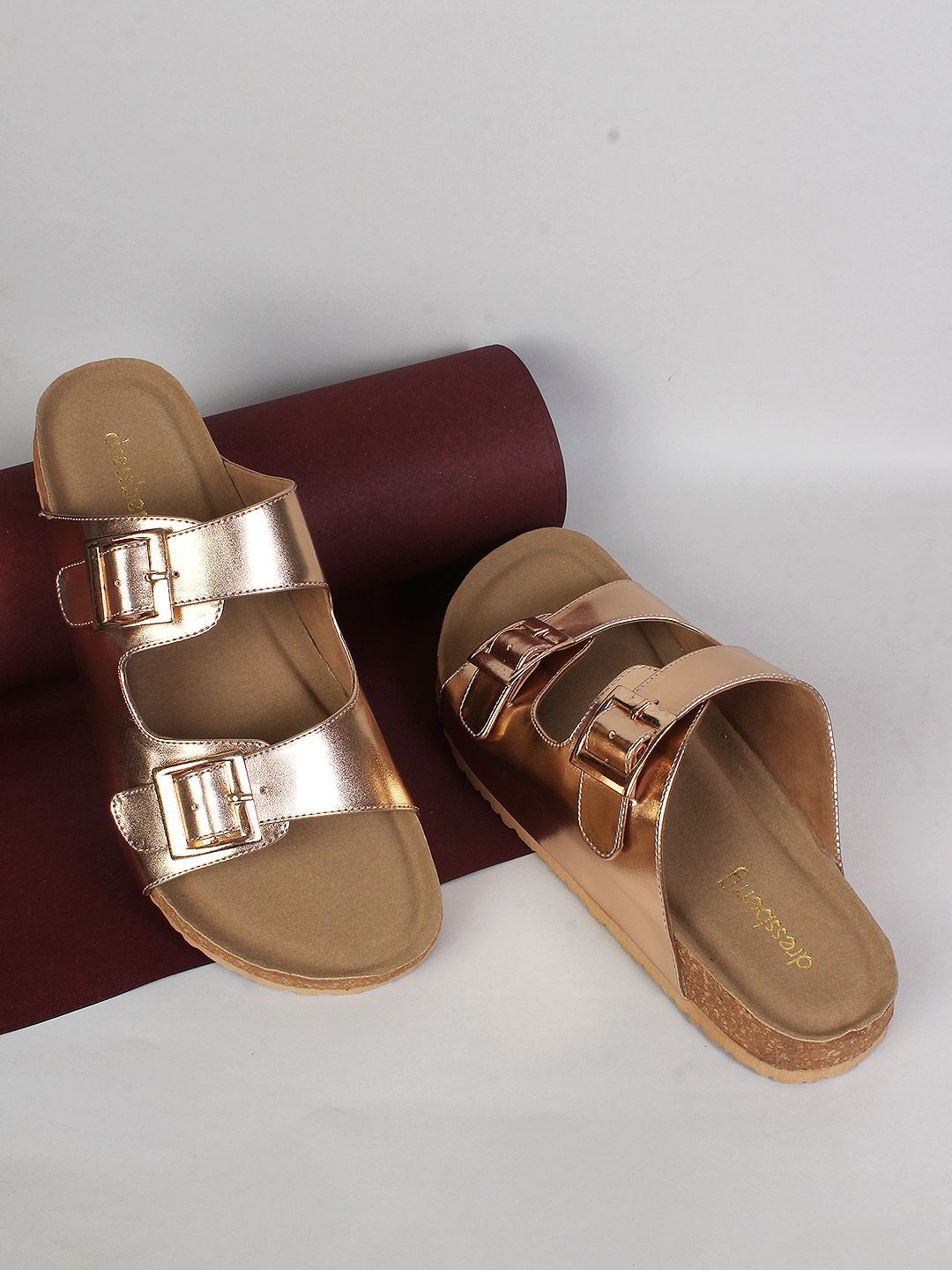 

DressBerry Women Open Toe Flats with Buckles, Rose gold