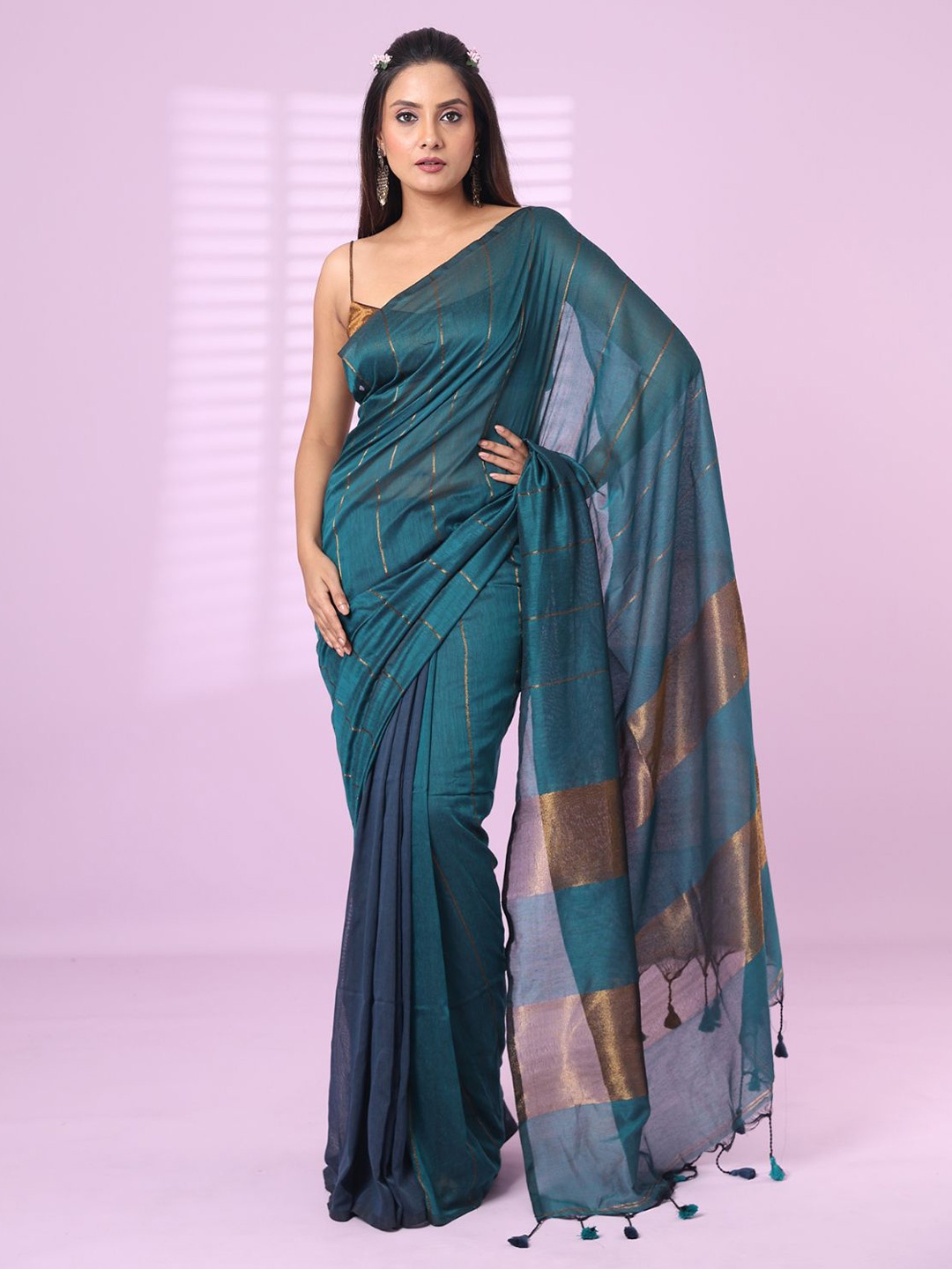 

Charukriti Zari Pure Cotton Half and Half Saree, Teal