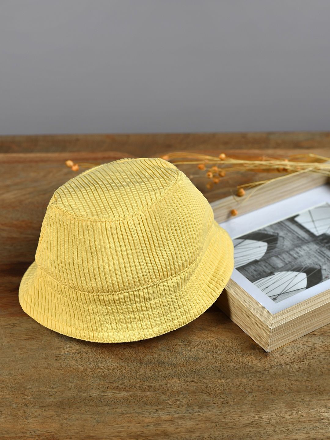 

MiArcus Unisex Kids Yellow Solid Bucket Hat