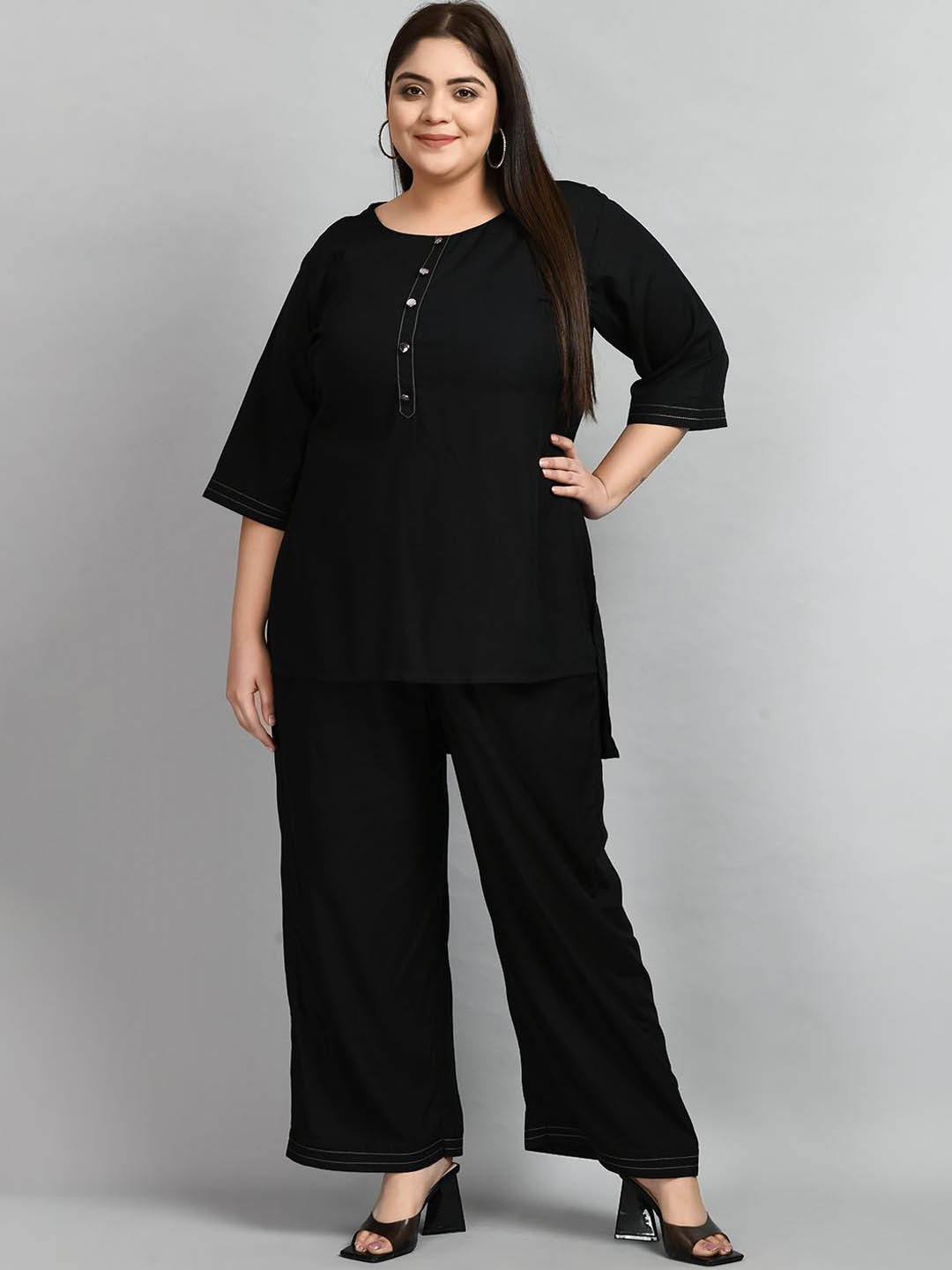 

DesiNoor.com Plus Size Round Neck Tunic & Trouser, Black