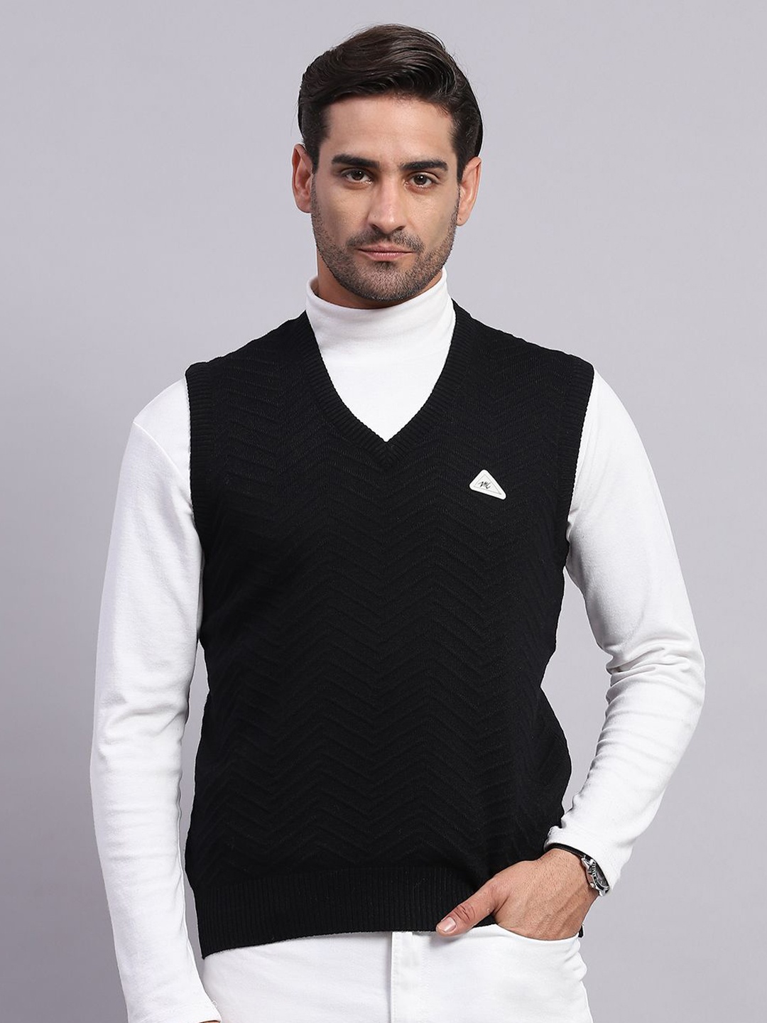 

Monte Carlo Men Self Design Sweater Vest, Black
