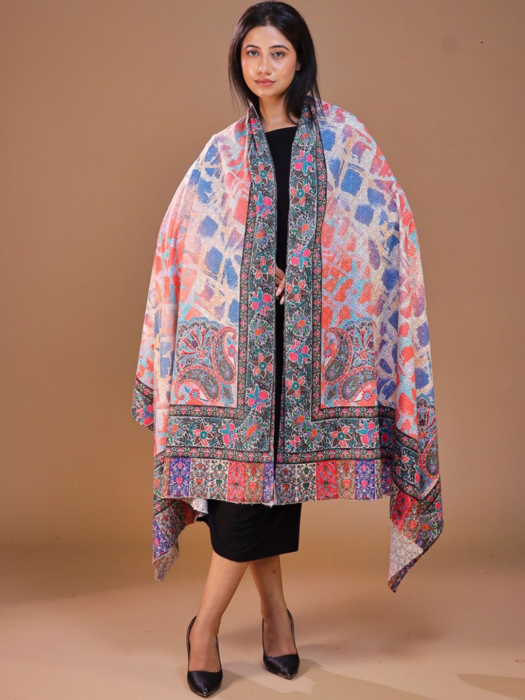 

SWI Stylish Floral Chikan Embroidered Shawl, White