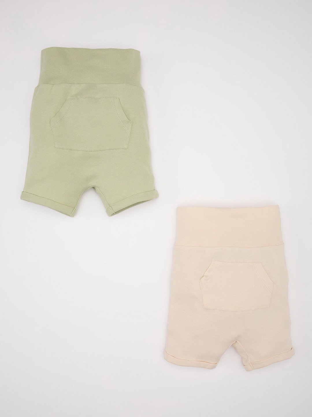 

DeFacto Boys Shorts, Green