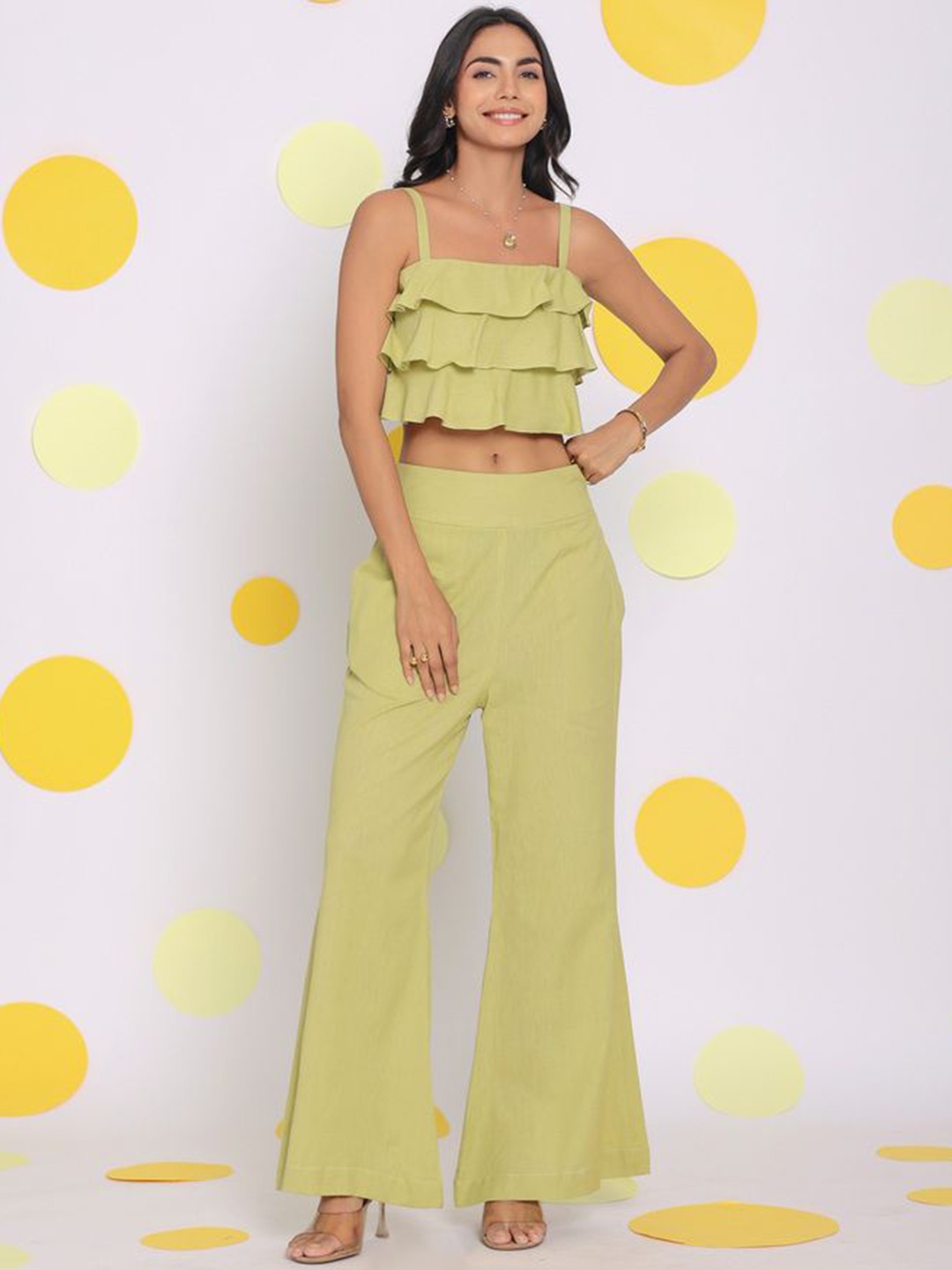 

KAORI BY SHREYA AGARWAL Relaxed Fit Sleeveless Linen Layered Crop Top With Trousers, Green