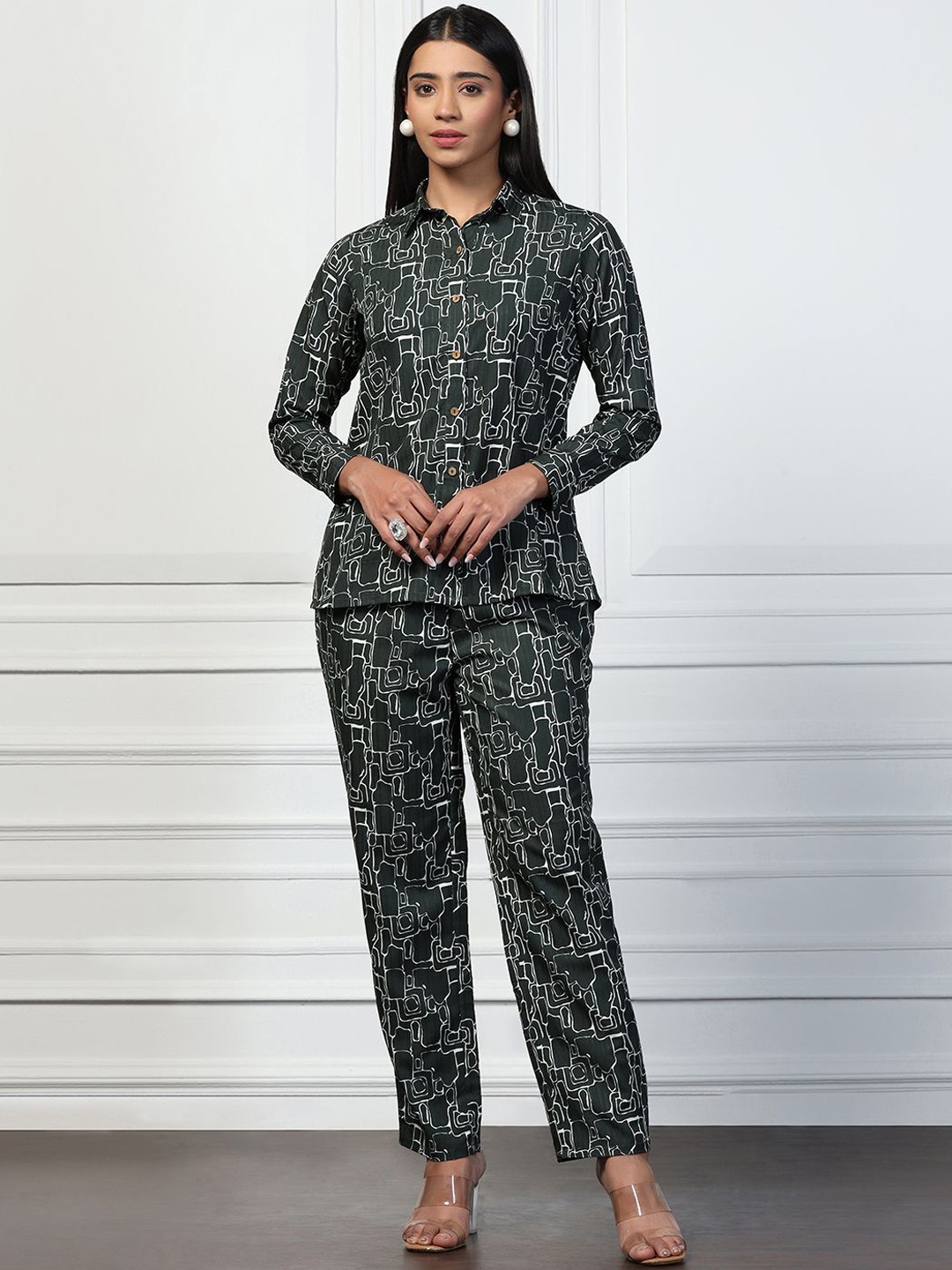 

BAESD Abstract Printed Shirt With Trouser, Green