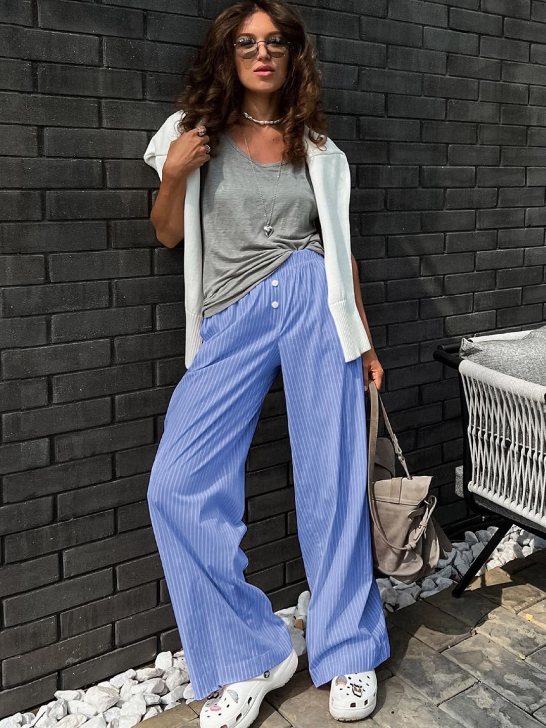

KPOP Women Striped Relaxed Loose Fit Trousers, Blue