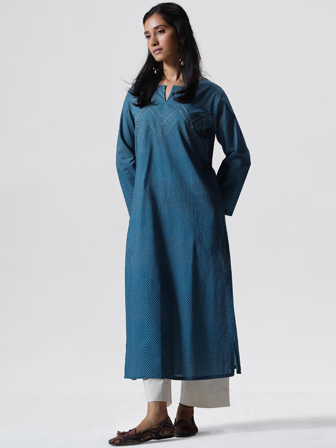 

Ganga Chevron Printed Pure Cotton Straight Kurta With Palazzos, Blue