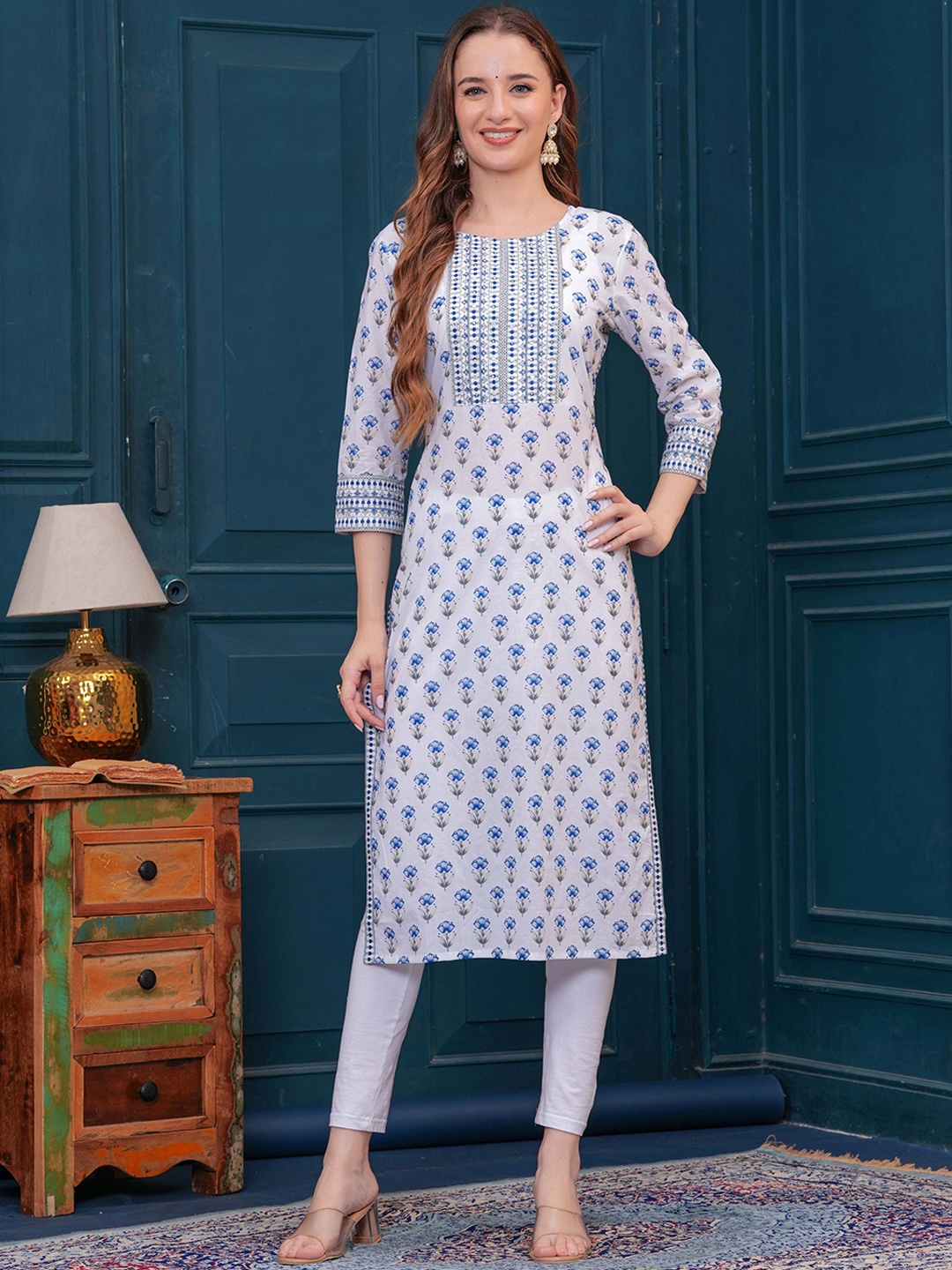 

FASHION DEPTH Floral Printed Mirror Work Pure Cotton Straight Kurta, Blue