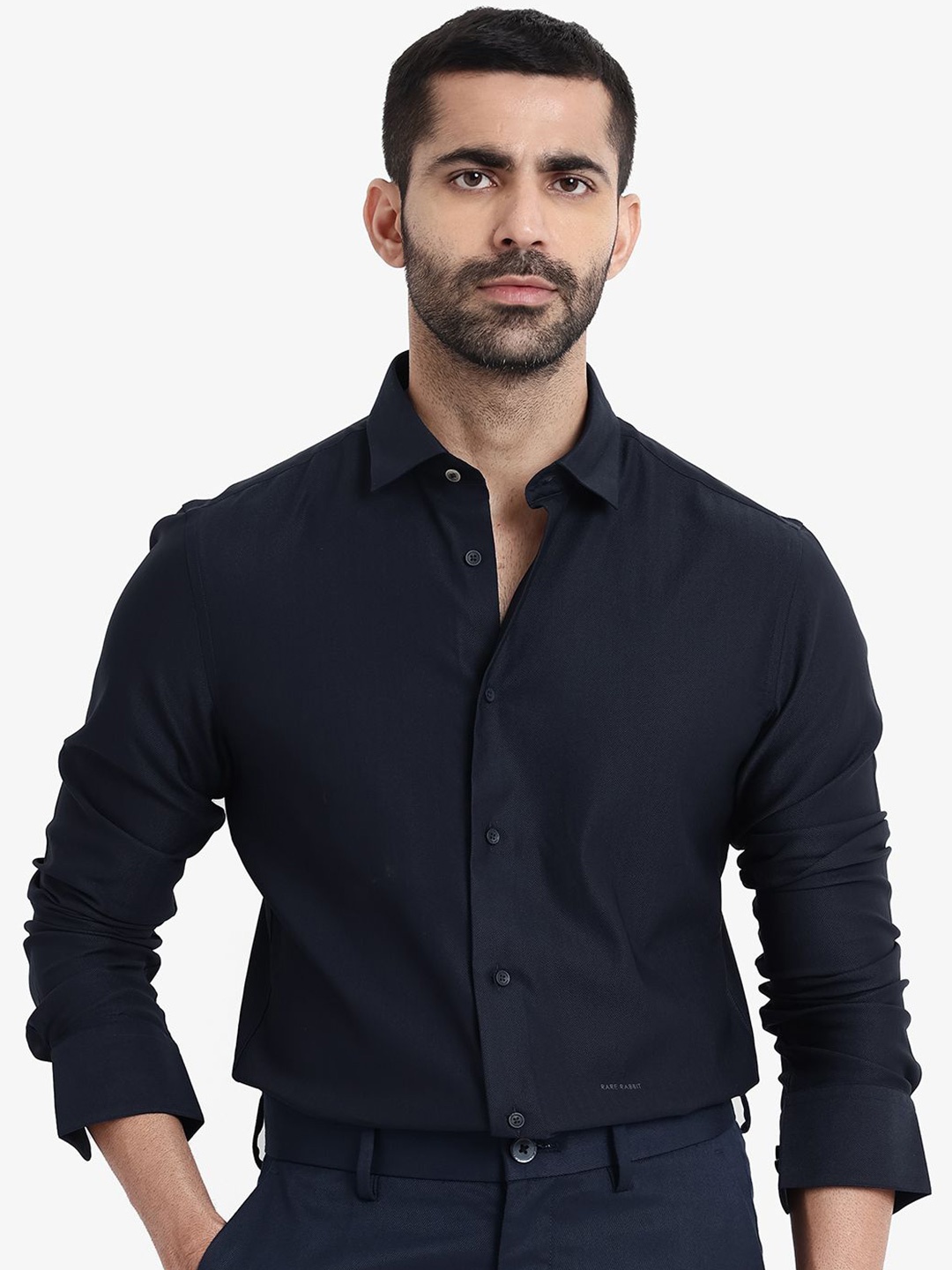 

RARE RABBIT Men Comfort Spread Collar Solid Casual Shirt, Navy blue