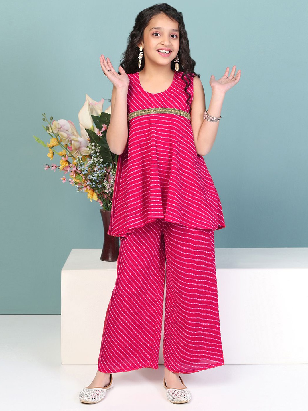 

BAESD Girls Leheriya Printed Sleeveless Gotta Patti Georgette A-Line Kurti With Palazzo, Pink
