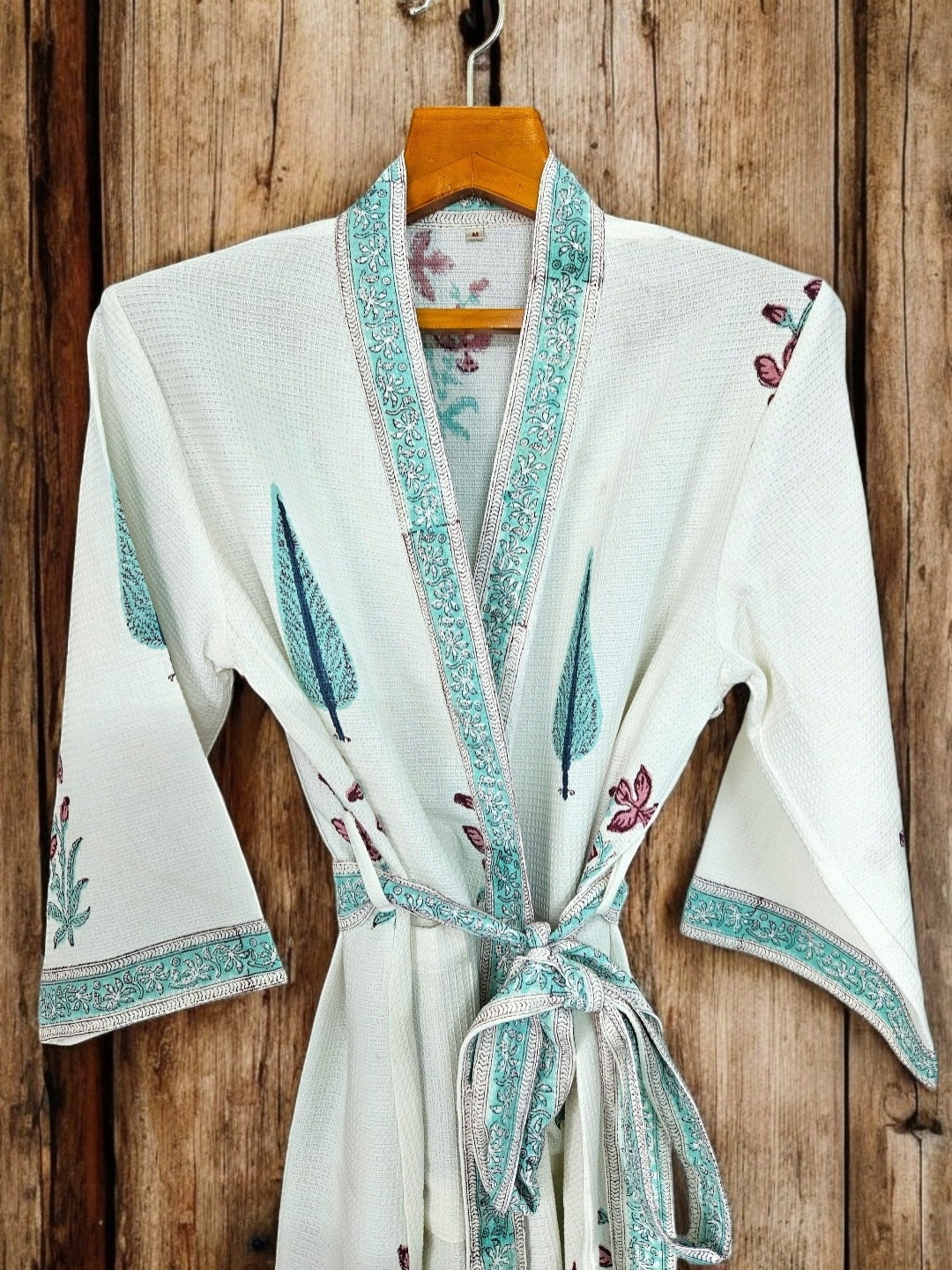 

Feels Like Home Floral Printed Cotton Bath Robe, Green