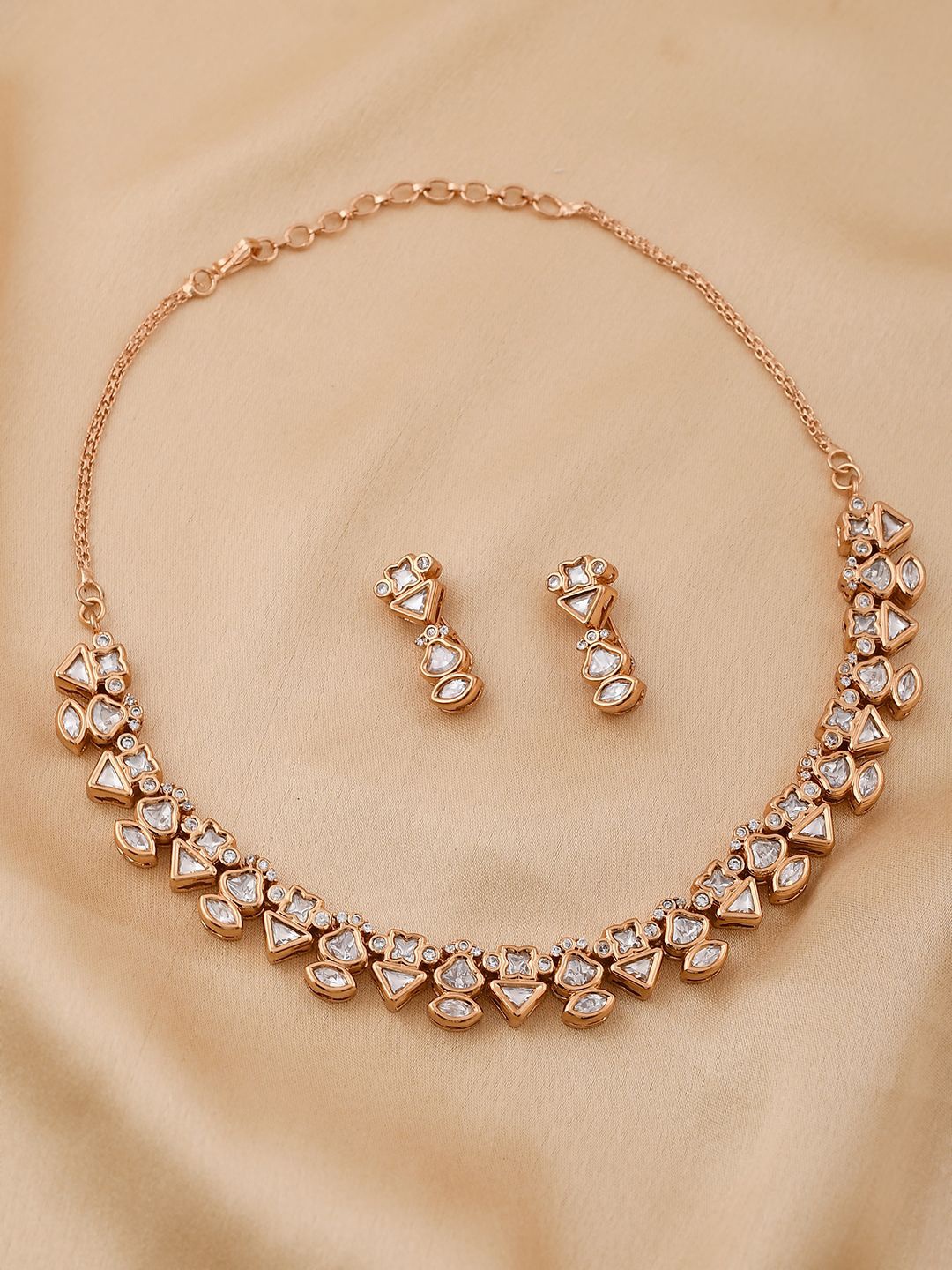 

Voylla Essentials Stardust Sparkle Kundan Studded Gold-Plated Jewellery Set