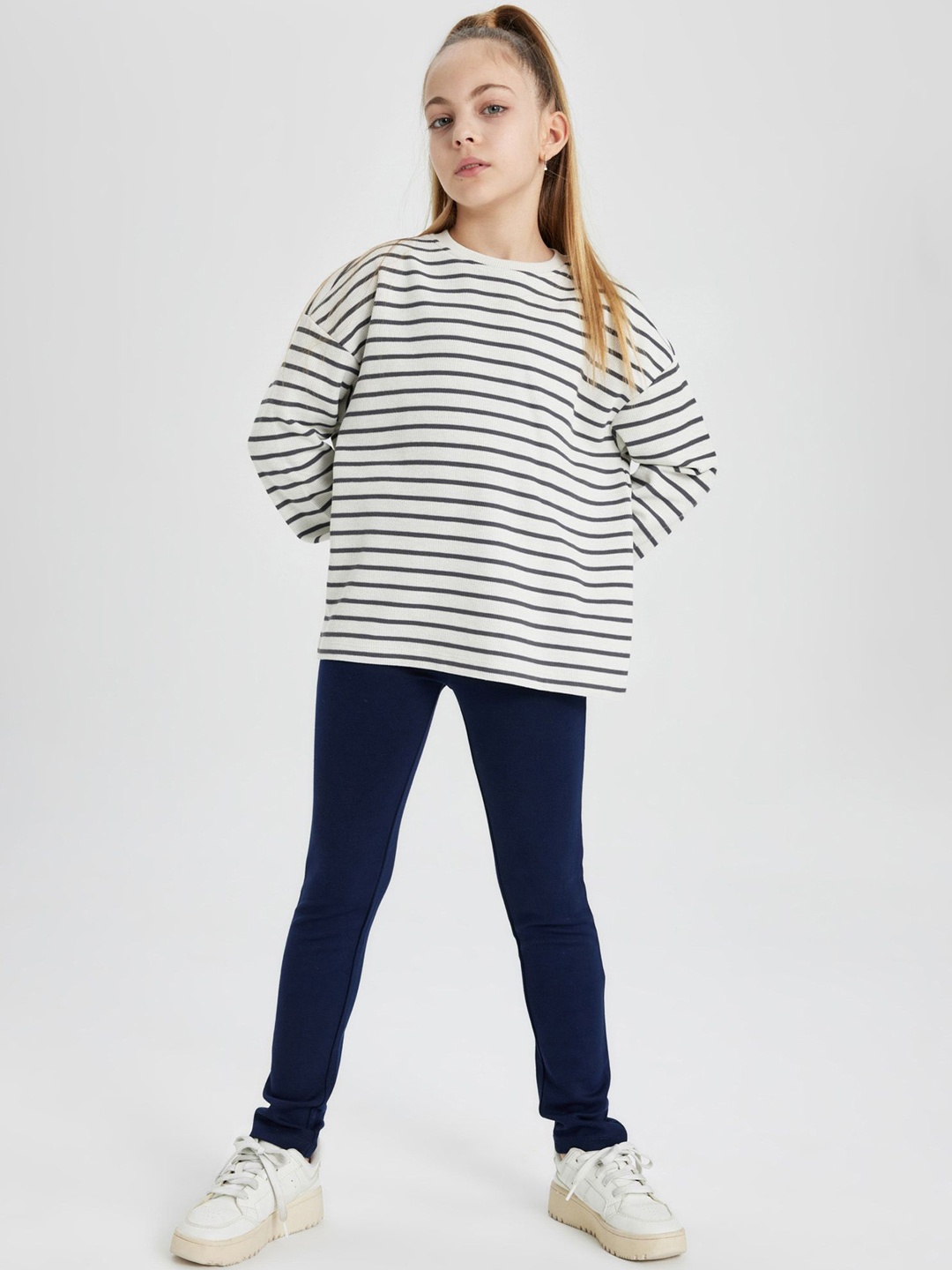 

DeFacto Girls Skinny Fit Soid Leggings, Navy blue