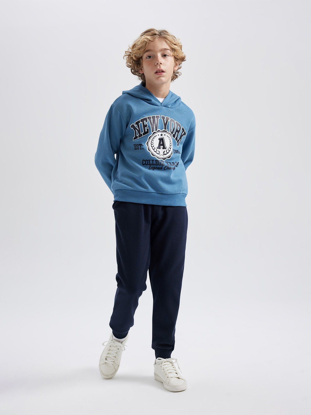

DeFacto Boys Printed Pure Cotton Sweatshirt With Joggers, Blue