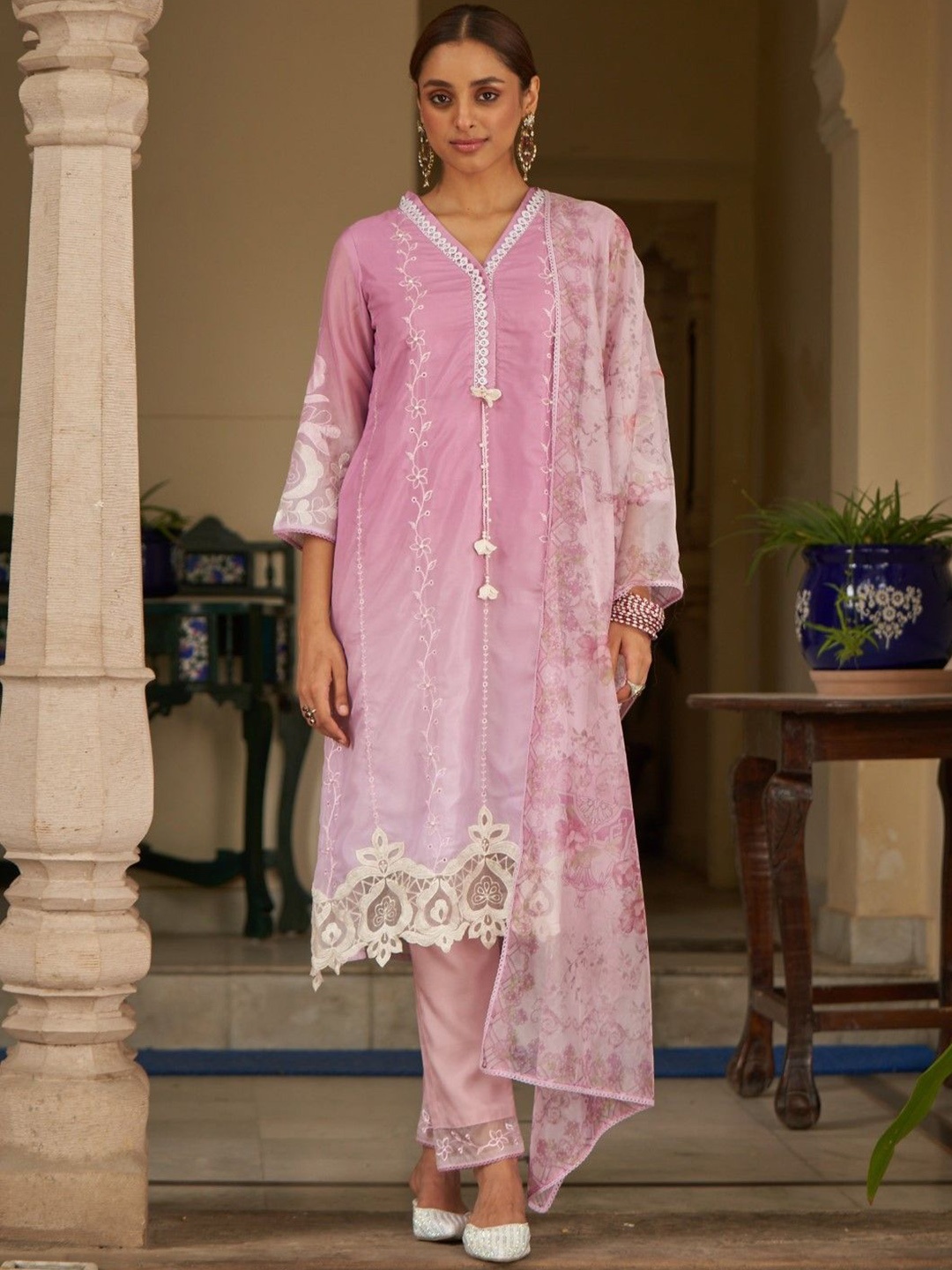 

AUTUMN LANE Floral Printed Straight Kurta With Palazzos & Dupatta, Pink