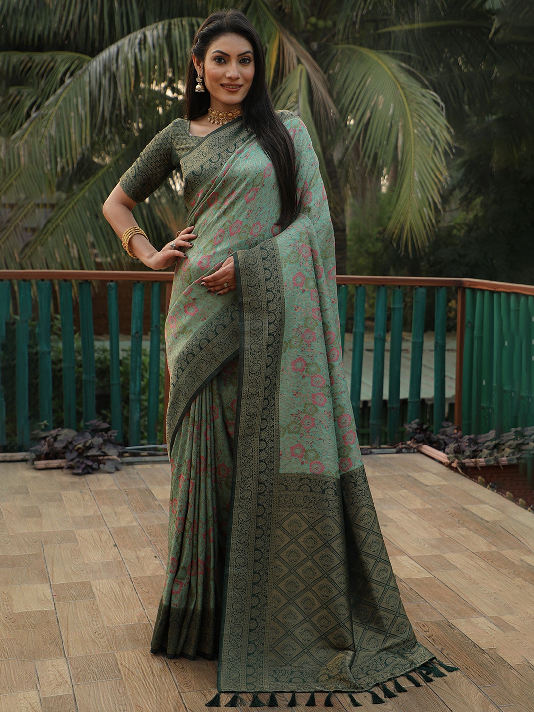 

Anaita Woven Design Zari Pure Silk Kanjeevaram Saree, Green