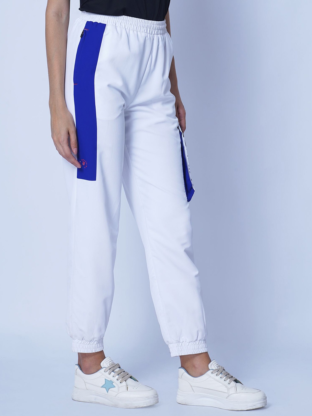 

M7 EMPIRE Women Mid Rise Relaxed Fit Cargo Joggers, White