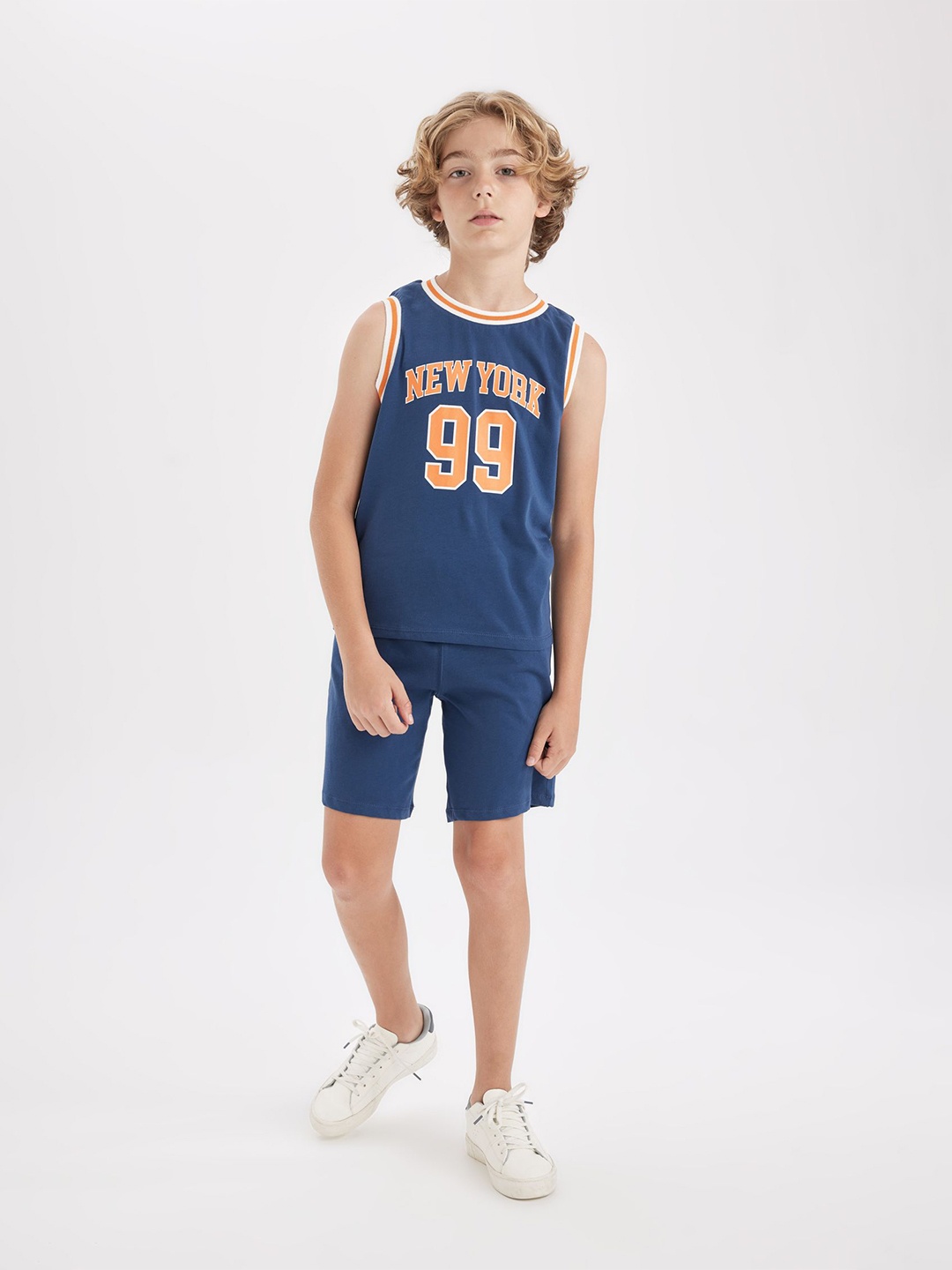 

DeFacto Boys Pure Cotton T-shirt With Shorts, Blue