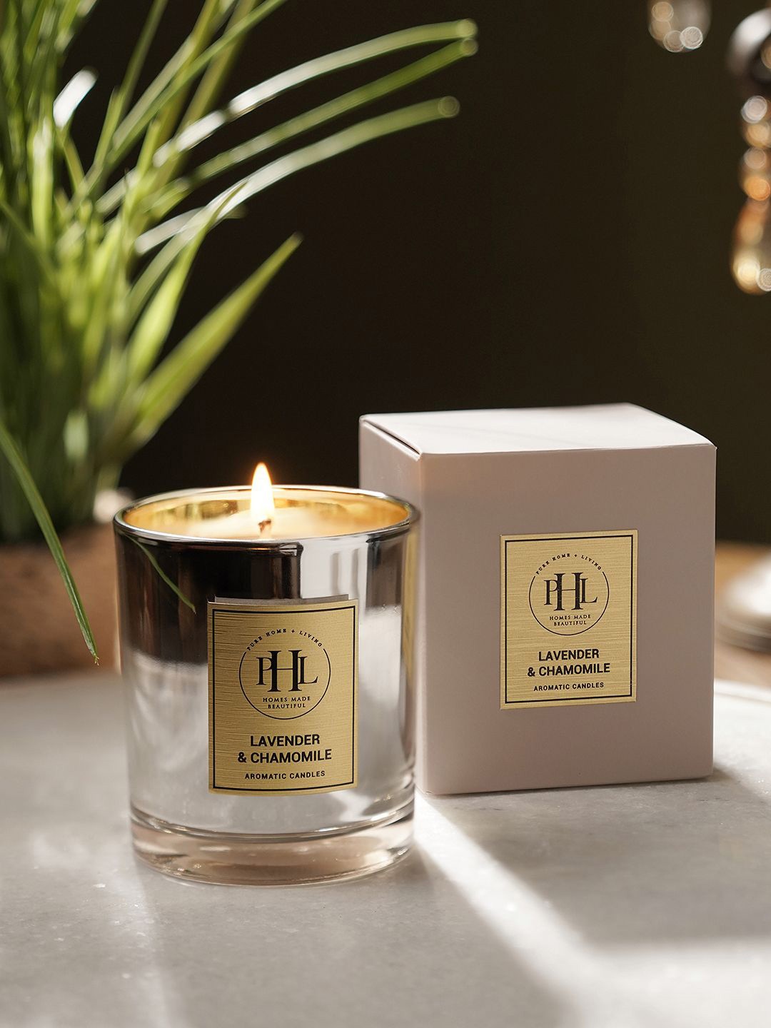 

Pure Home and Living Silver-Toned & White Lavender & Chamomile Glass Jar Candle