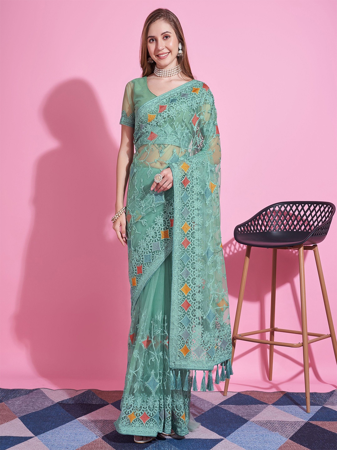 

Anouk Floral Embroidered Net Saree, Green