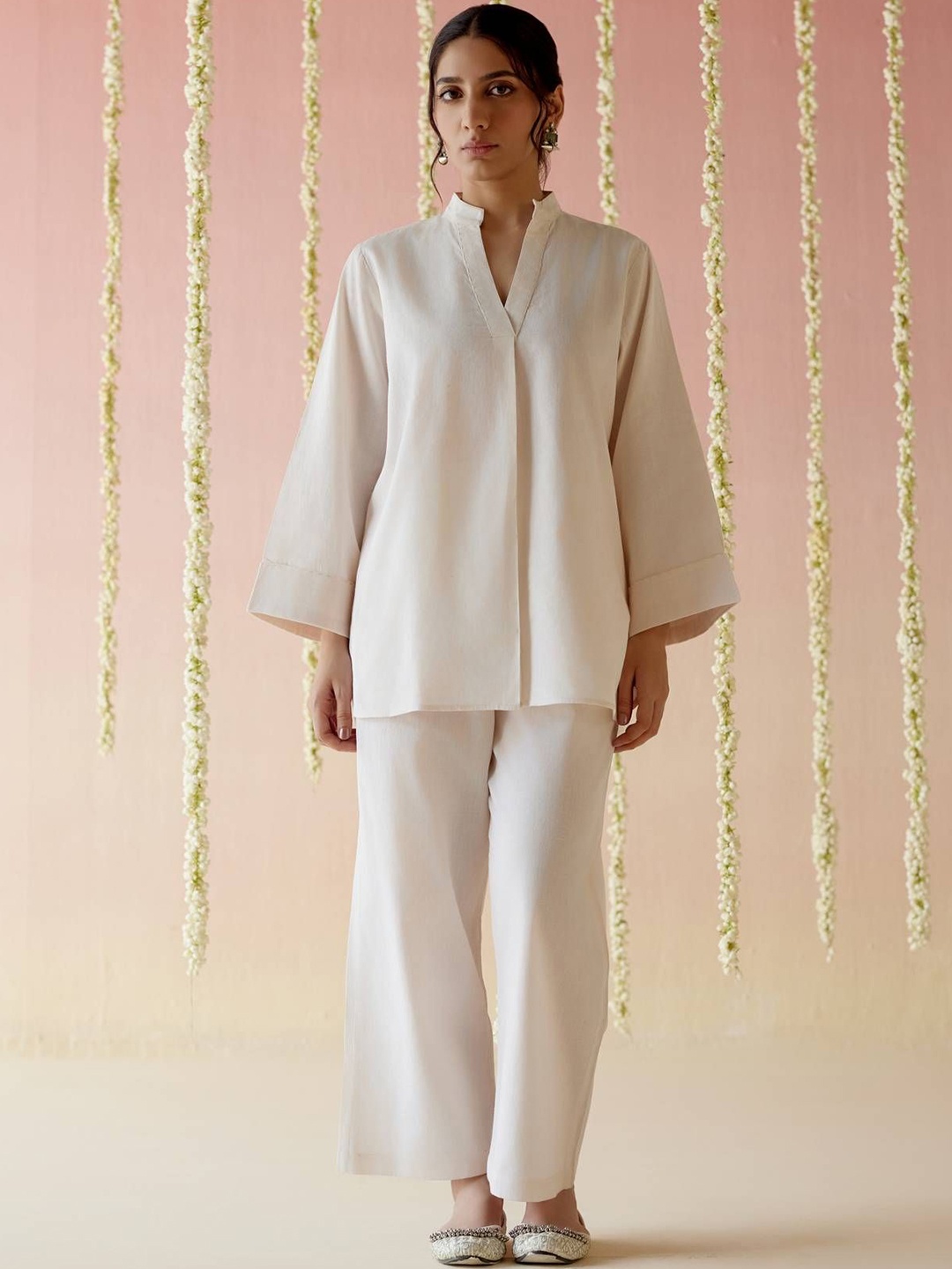 

NERO Embroidered Mandarin Collar Pure Cotton Top With Trousers, White