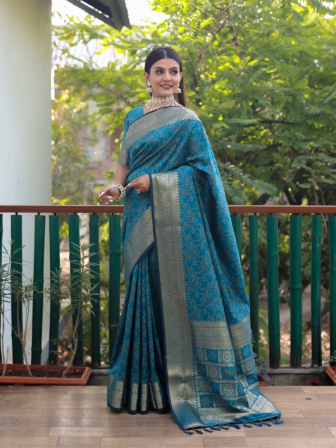 

Anaita Bandhani Zari Pure Silk Bandhani Saree, Teal