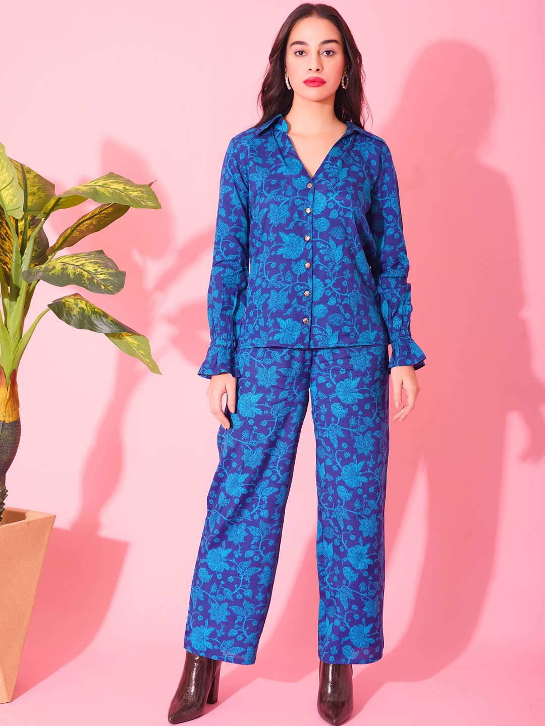 

DEBONATELLA Printed Shirt & Trousers, Blue