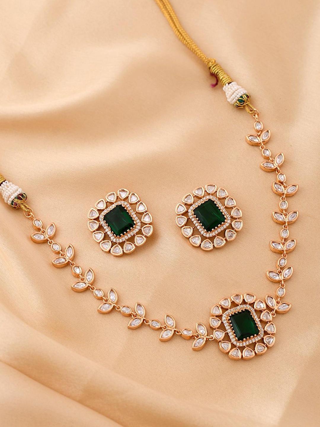 

Voylla Opulance Graceful Gold-Plated Kundan Studded Jewellery Set