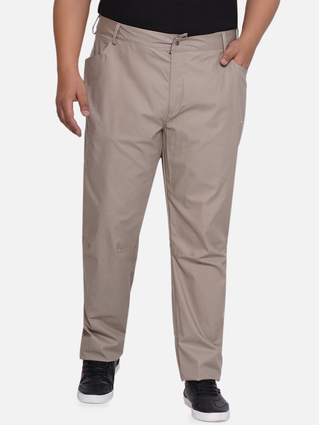 

Santonio Men Solid Regular Fit Mid-Rise Formal Trousers, Beige