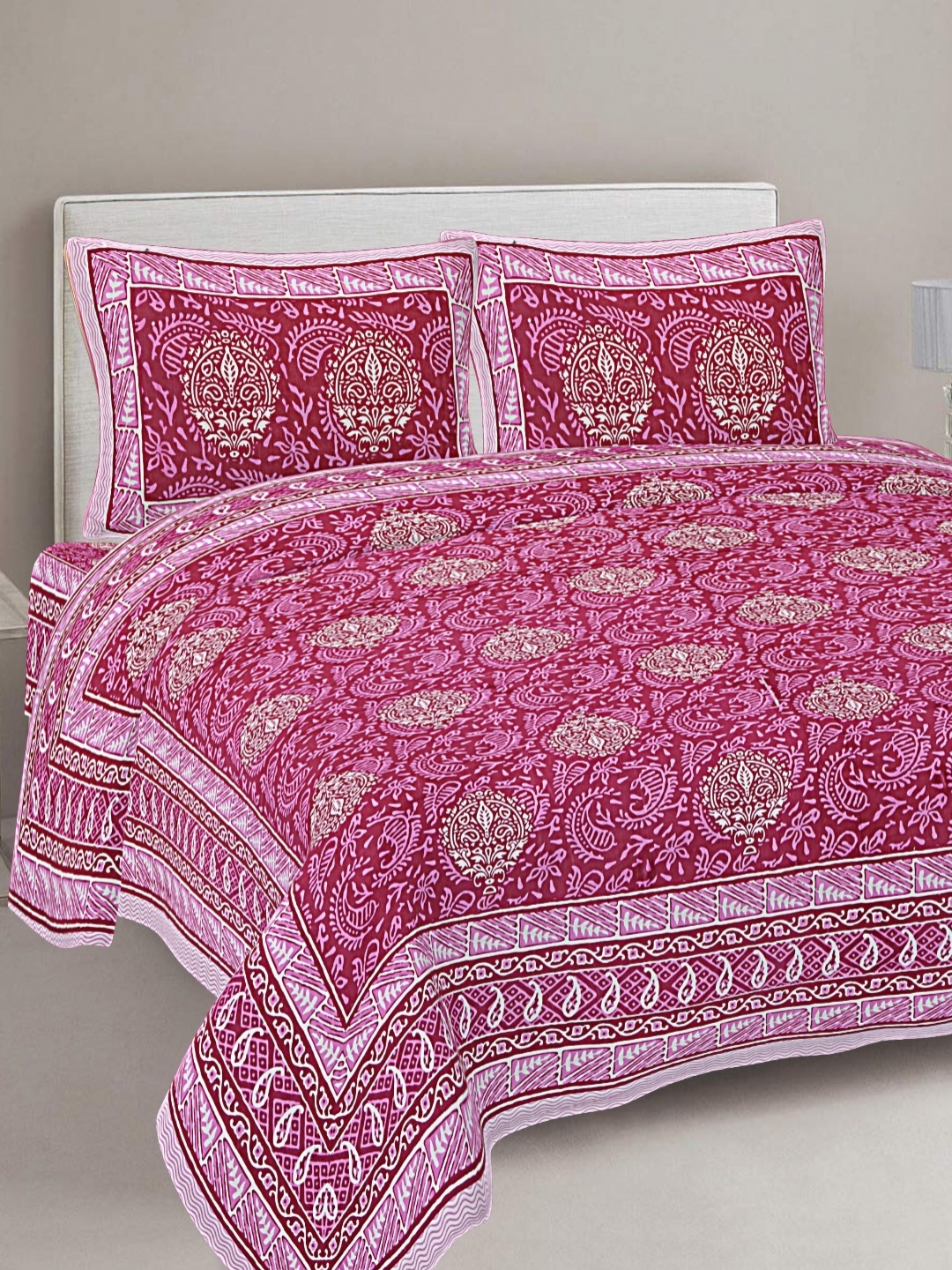 

FrionKandy Living Pink & White Ethnic Motifs 180 TC King Bedsheet with 2 Pillow Covers