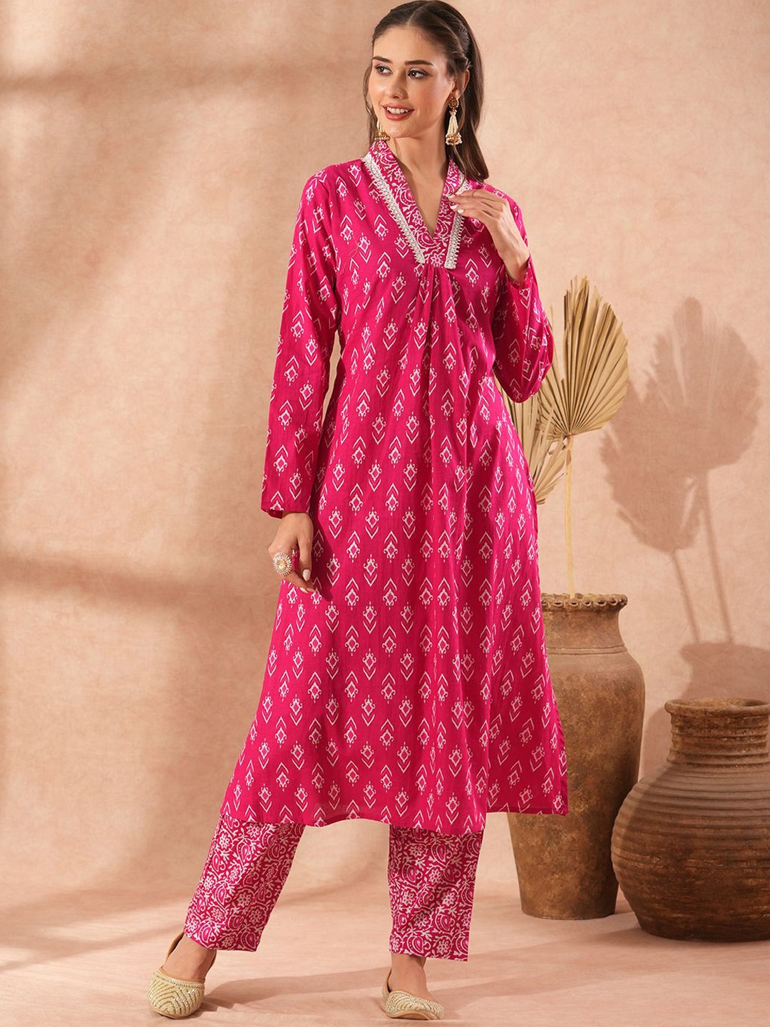 

FASHOR Floral Printed V-Neck Sequinned Pure Cotton A-Line Kurta With Trousers, Pink