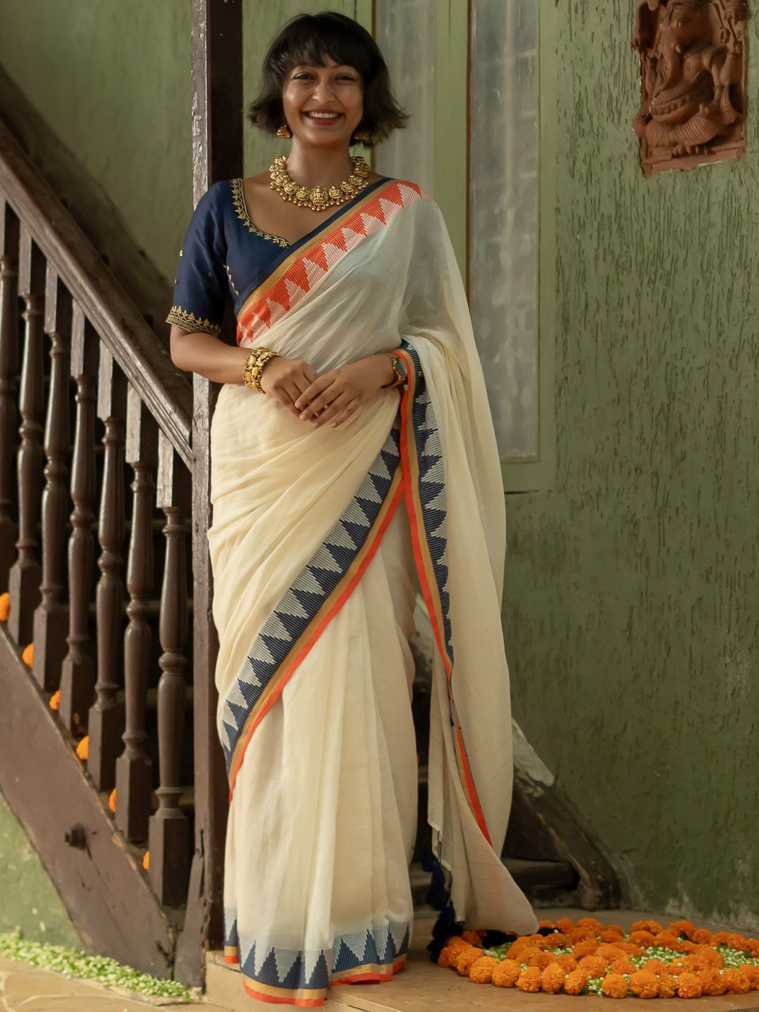 

Suta Pure Cotton Woven Design Zari Saree, Off white