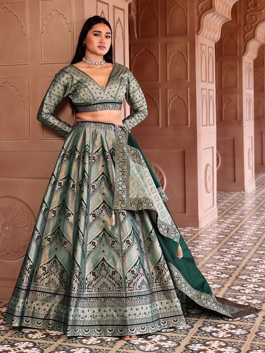

PURVAJA Ready to Wear Lehenga & Unstitched Blouse With Dupatta, Green