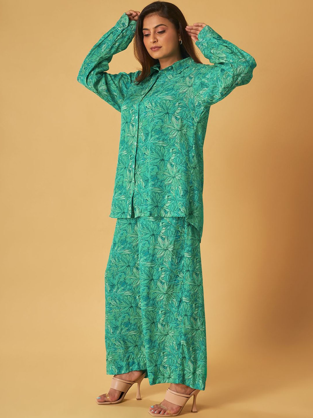 

Maisolos Floral Printed Long Sleeves Cotton Silk Shirt With Palazzos, Green