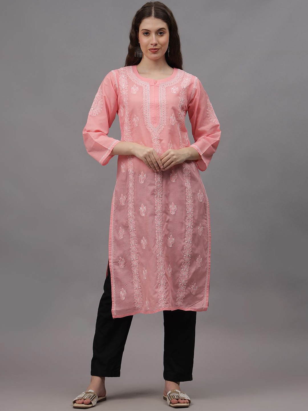 

Seva Chikan Floral Embroidered Chikankari Straight Kurta, Peach