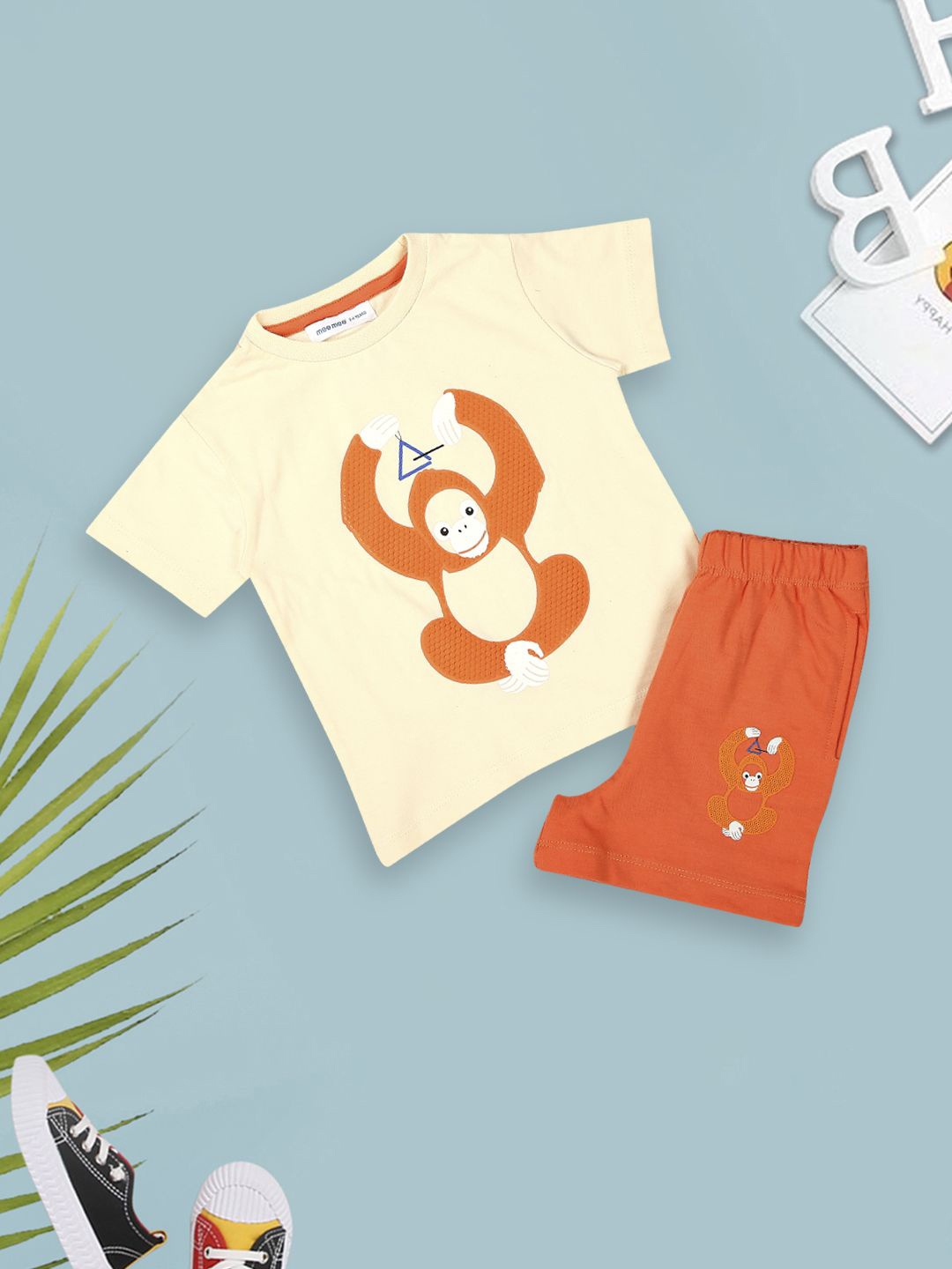 

MeeMee Boys Printed T-shirt with Shorts, Peach