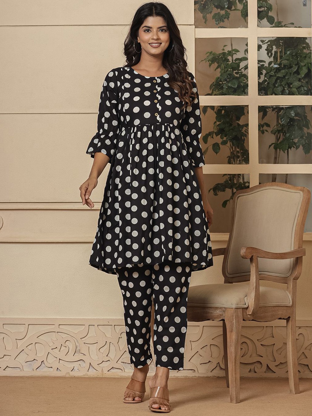 

Yufta Women Cotton Polka Dot Print Maternity Kurta Pants Set, Black