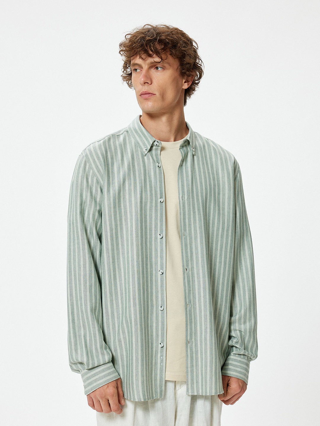 

Koton Men Slim Fit Opaque Striped Casual Shirt, Green