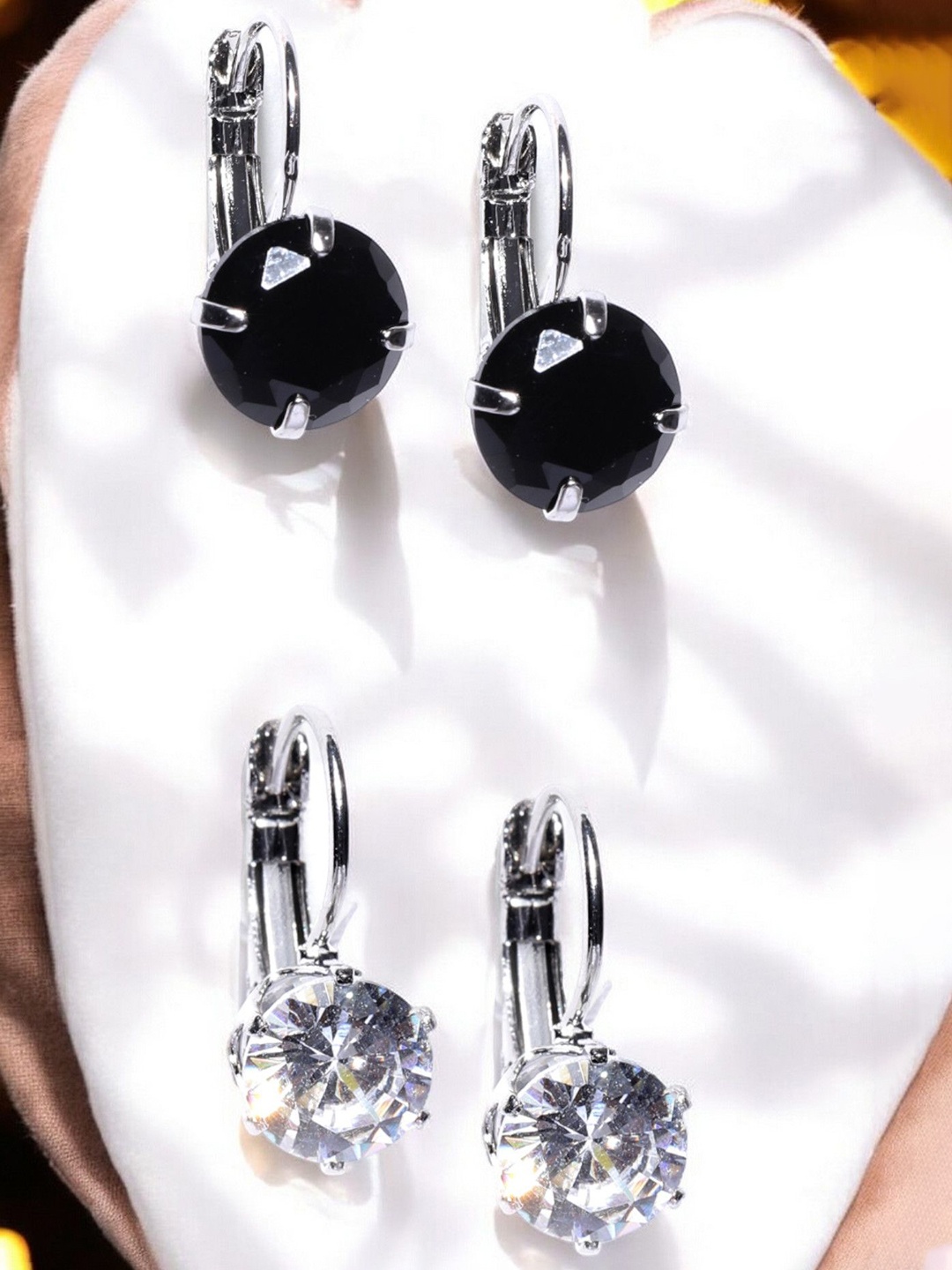 

fabula Contemporary Hoop Earrings, Black