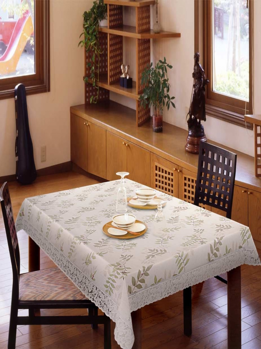 

Freelance Green Floral Anti-Slip 4-Seater Table Cover