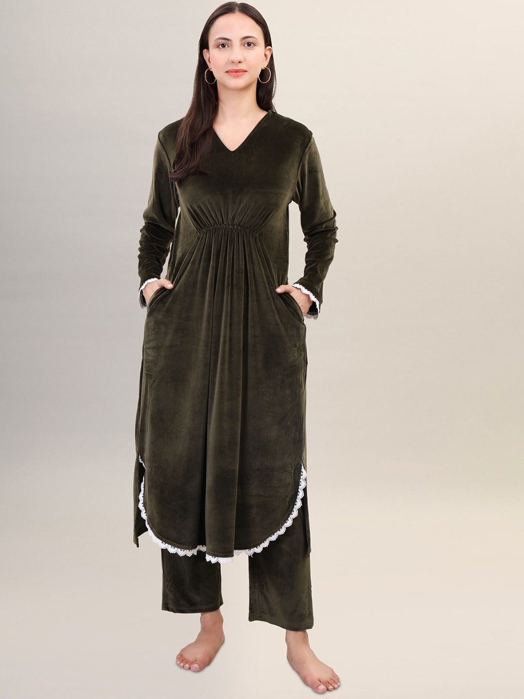 

Camey Women Flared Sleeves Thread Work Velvet Kurta, Olive