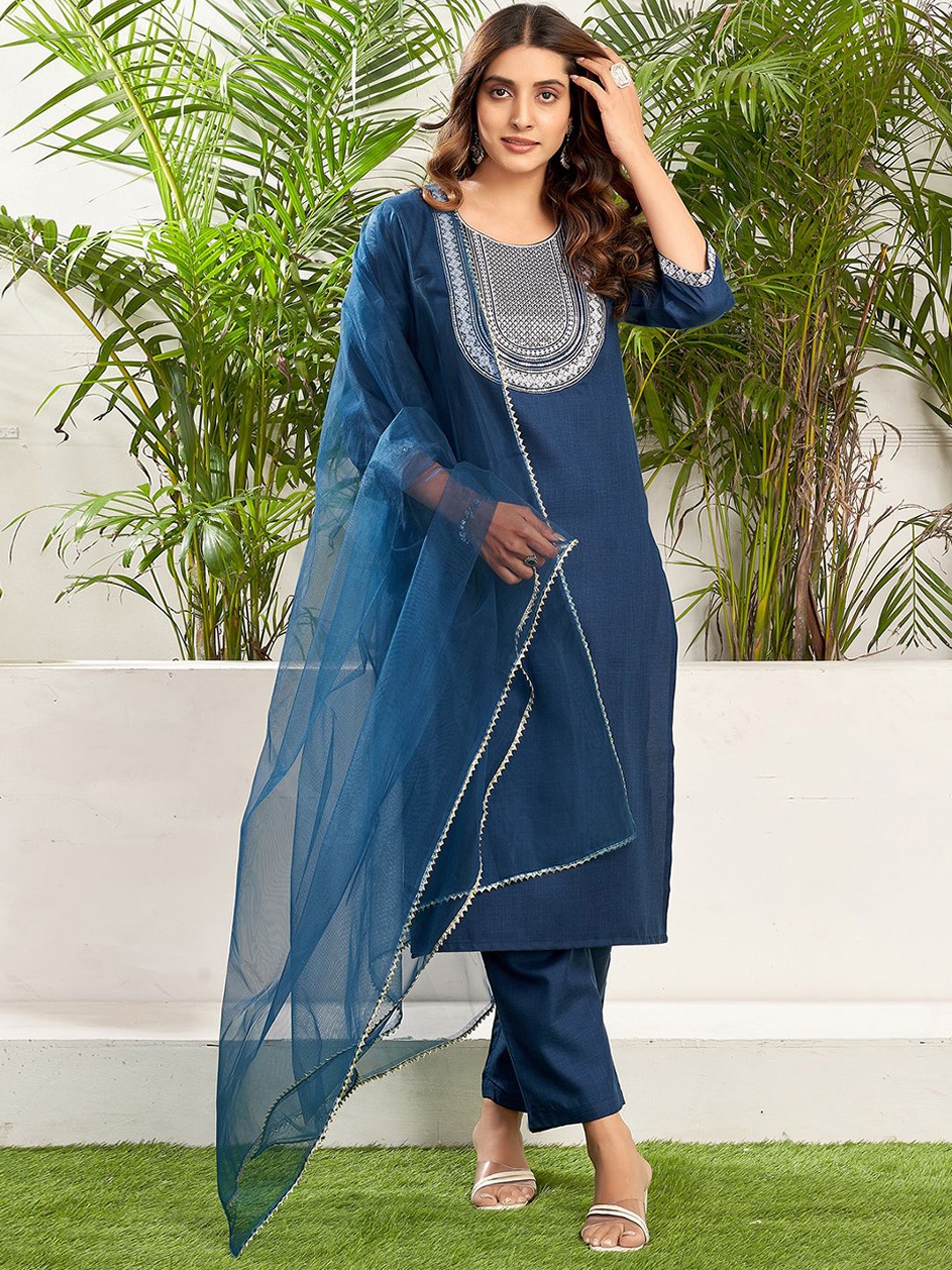

KALINI Floral Yoke Design Sequinned Straight Kurta with Trousers & Dupatta, Blue